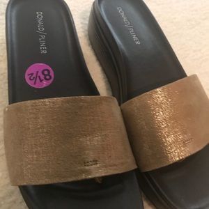 Donald Pliner sandals